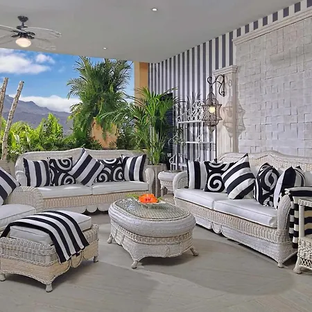 Villa Royal *